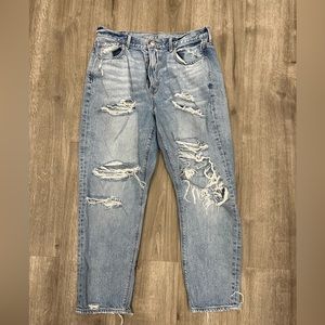 American Eagle Mom Jean Size 10 Short